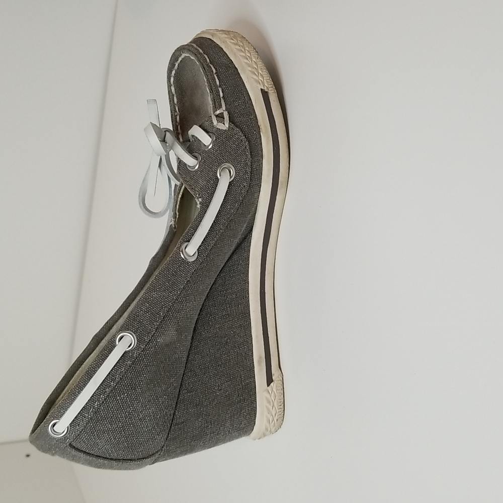 Rock & Candy Gray Wedges - Picture 4 of 10